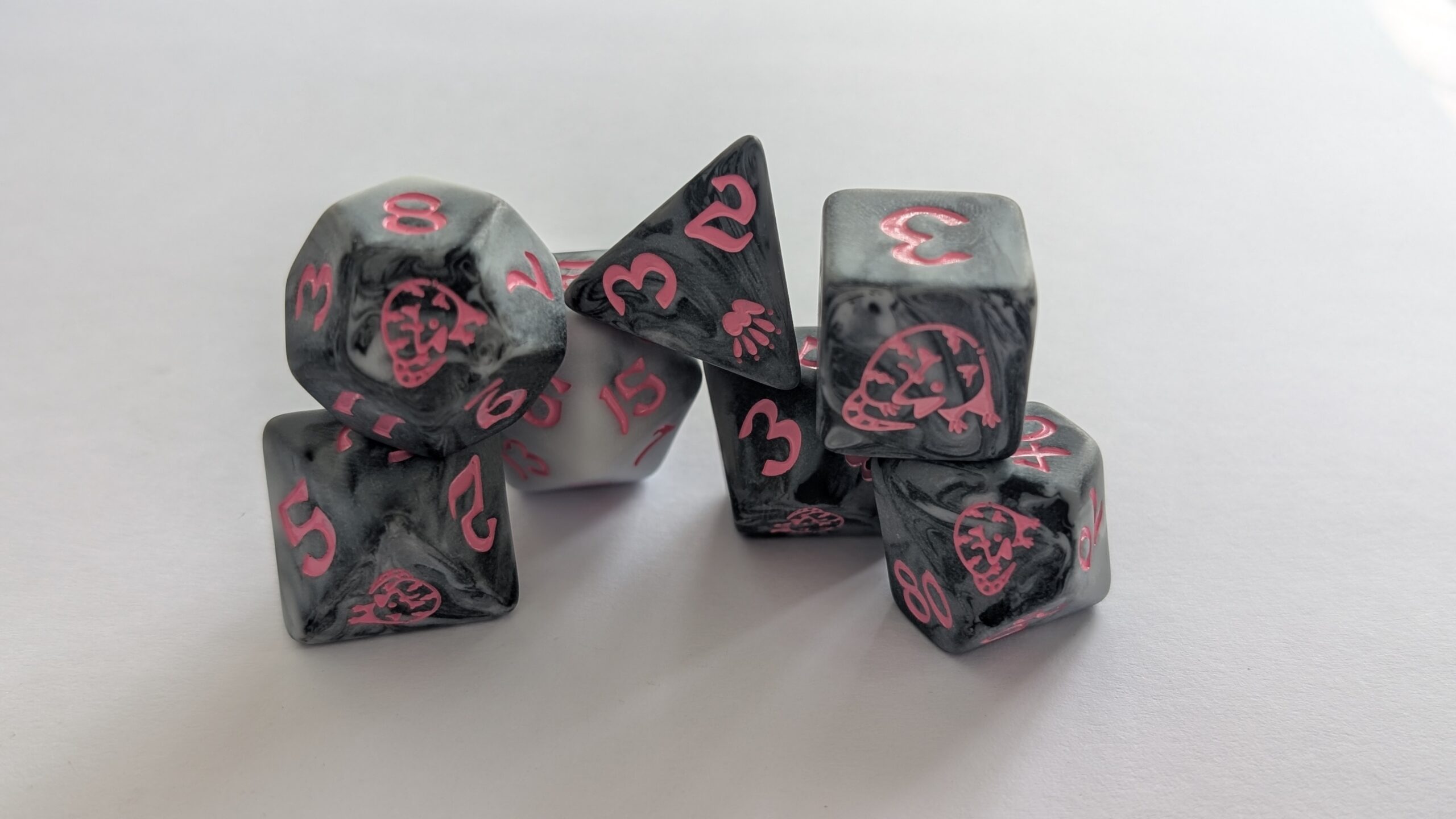 Wyrmforged Rollers Round Edge Resin Dice Set - Grey Opossum